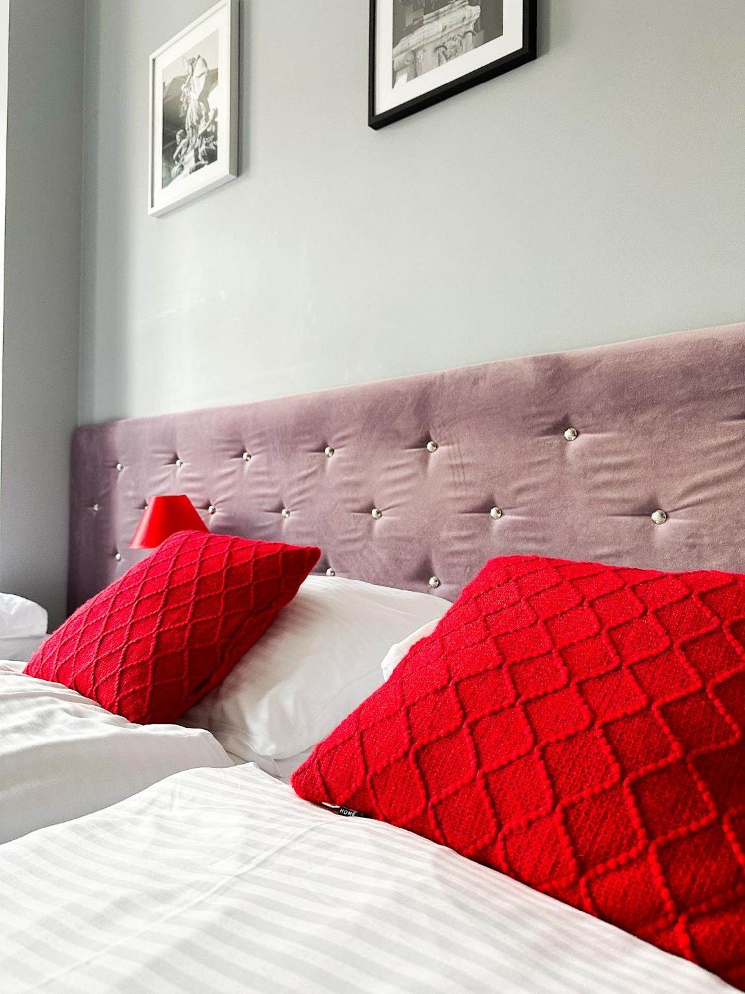 Expolis Residence - City Center Mtp Targi - 24H #Betterthanyourex พอซนาน ภายนอก รูปภาพ