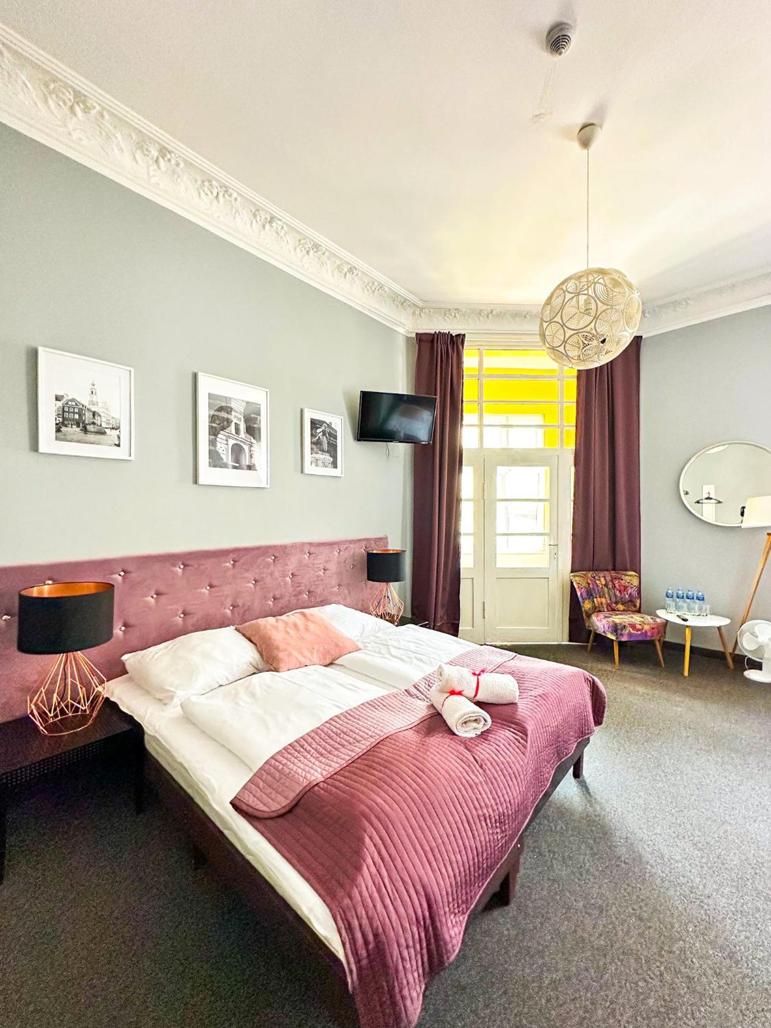 Expolis Residence - City Center Mtp Targi - 24H #Betterthanyourex พอซนาน ภายนอก รูปภาพ