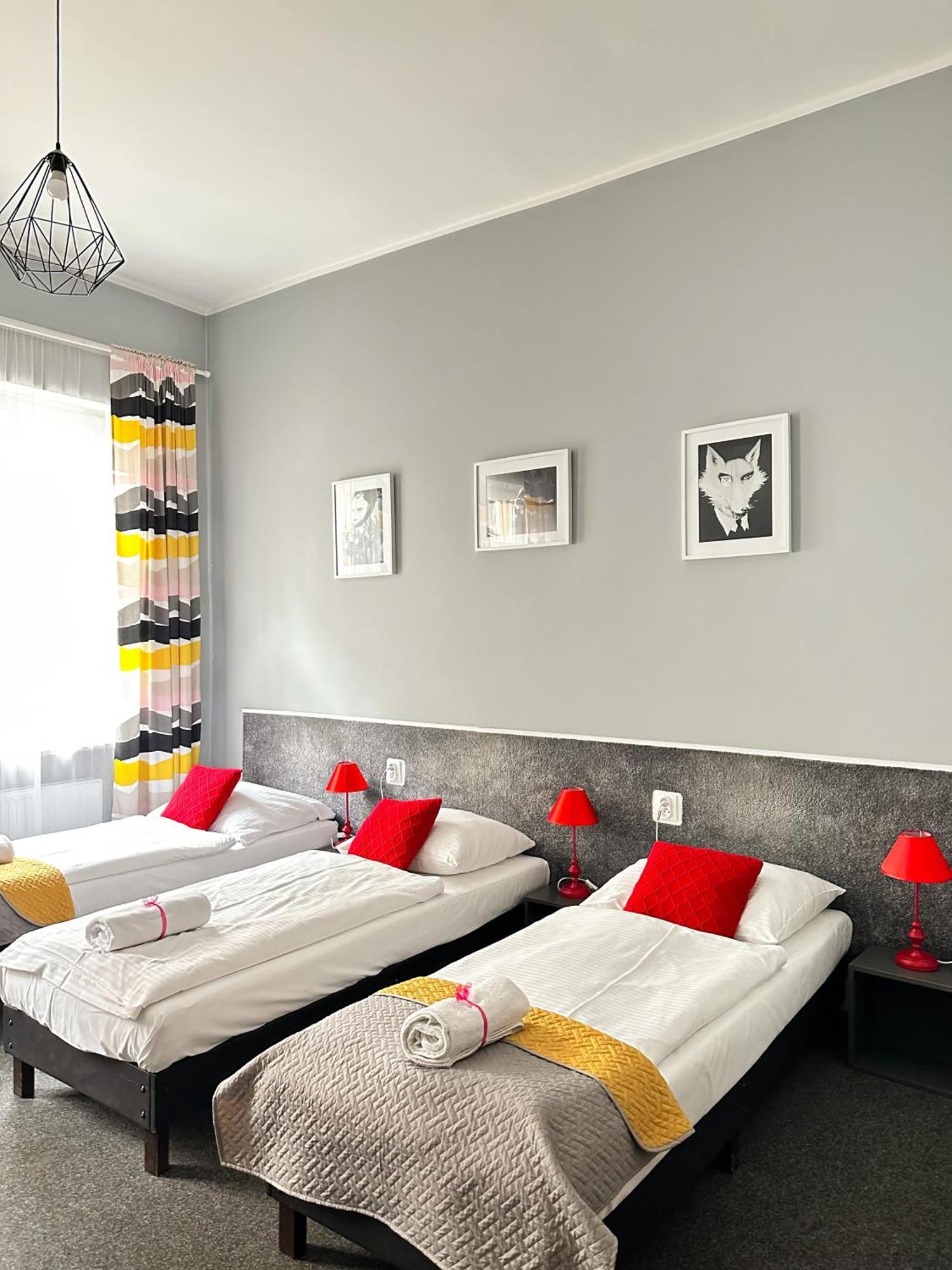 Expolis Residence - City Center Mtp Targi - 24H #Betterthanyourex พอซนาน ภายนอก รูปภาพ