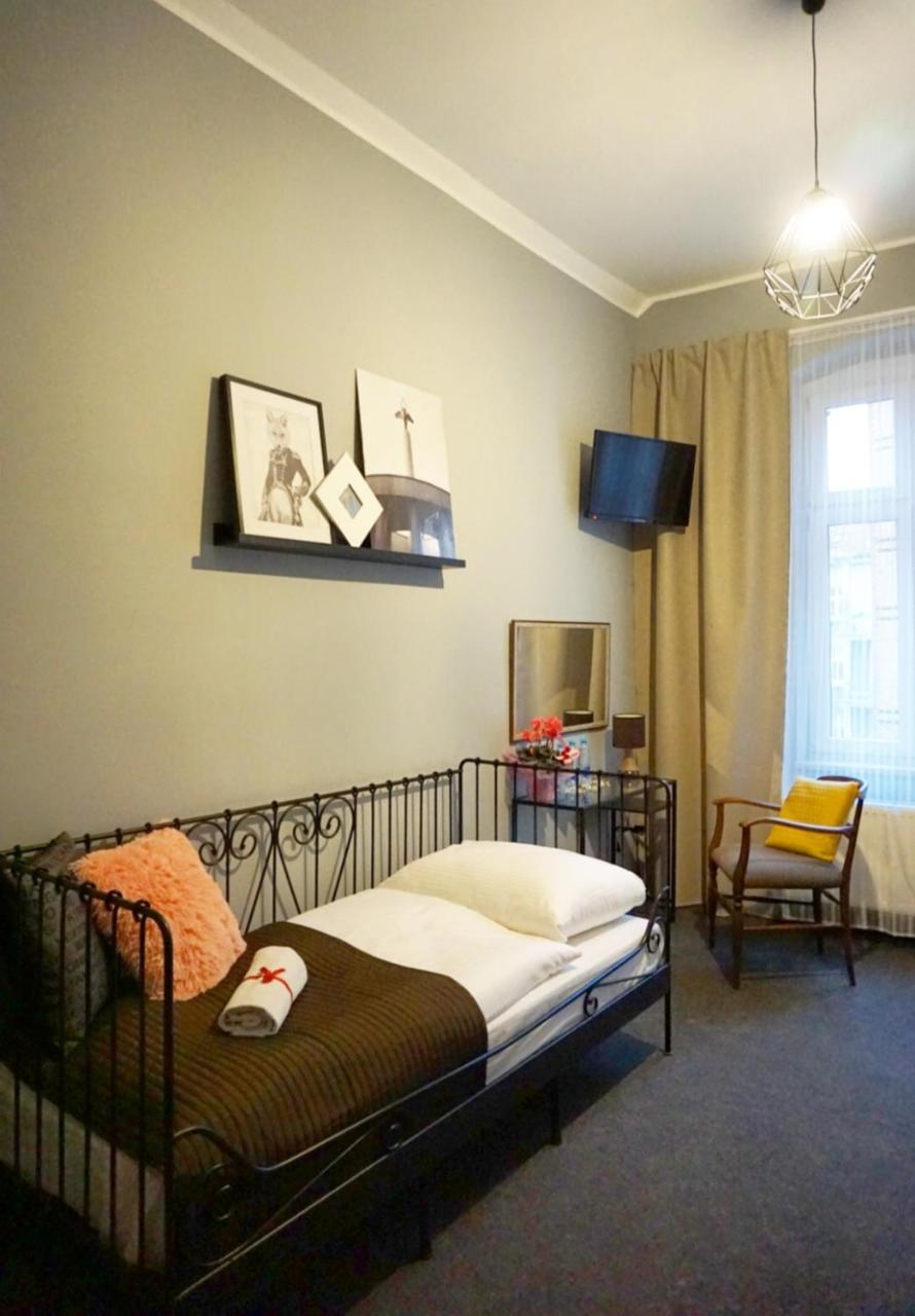 Expolis Residence - City Center Mtp Targi - 24H #Betterthanyourex พอซนาน ภายนอก รูปภาพ